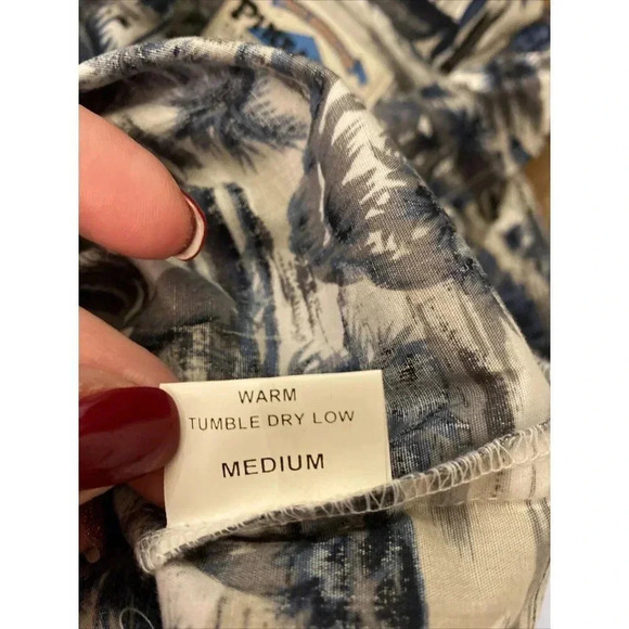 True American Pineapple Button Down Shirt Sz M Tropical Hawaiian Resort Cruise - Picture 6 of 7